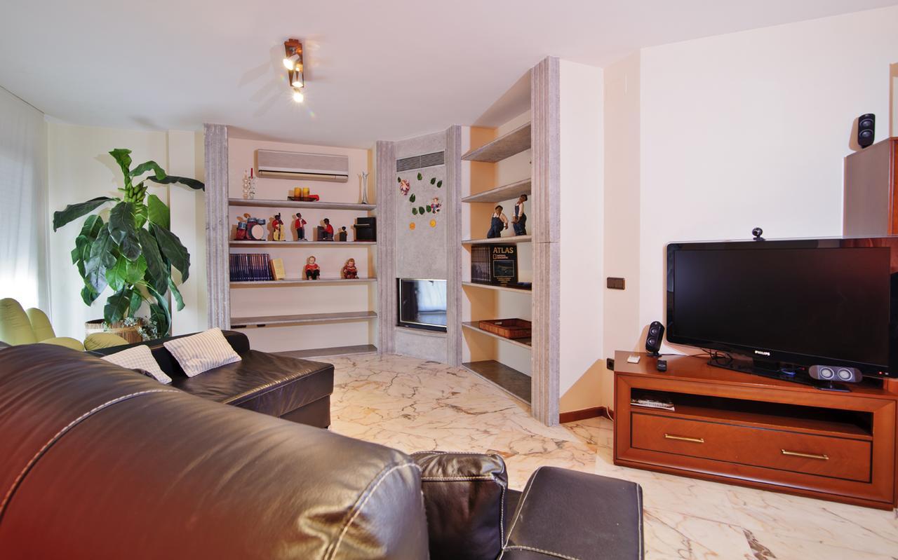 Apartamentos Puigsapera 산 안토니 드 칼론헤 외부 사진