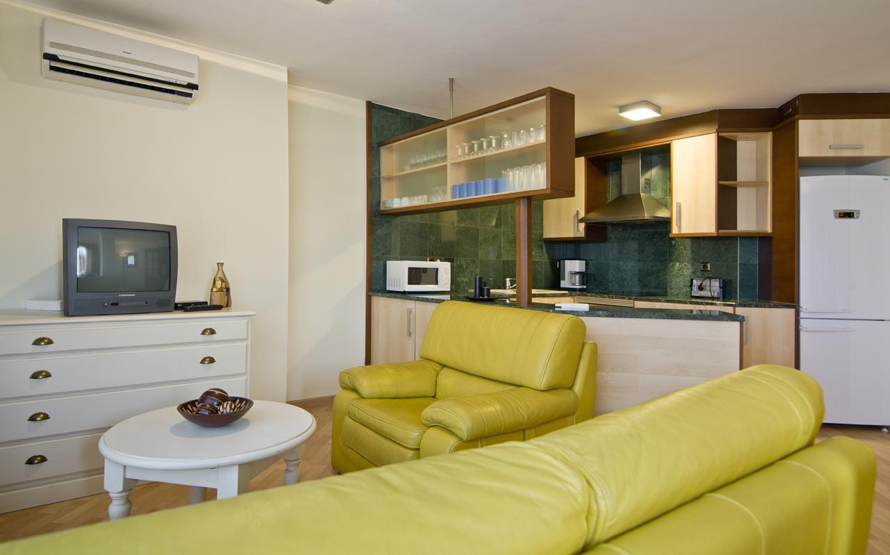 Apartamentos Puigsapera 산 안토니 드 칼론헤 외부 사진